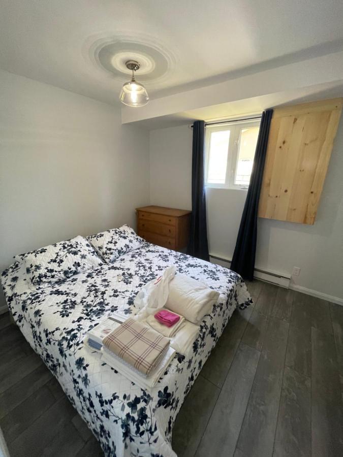 Maison sur le lac Desbiens Extérieur photo