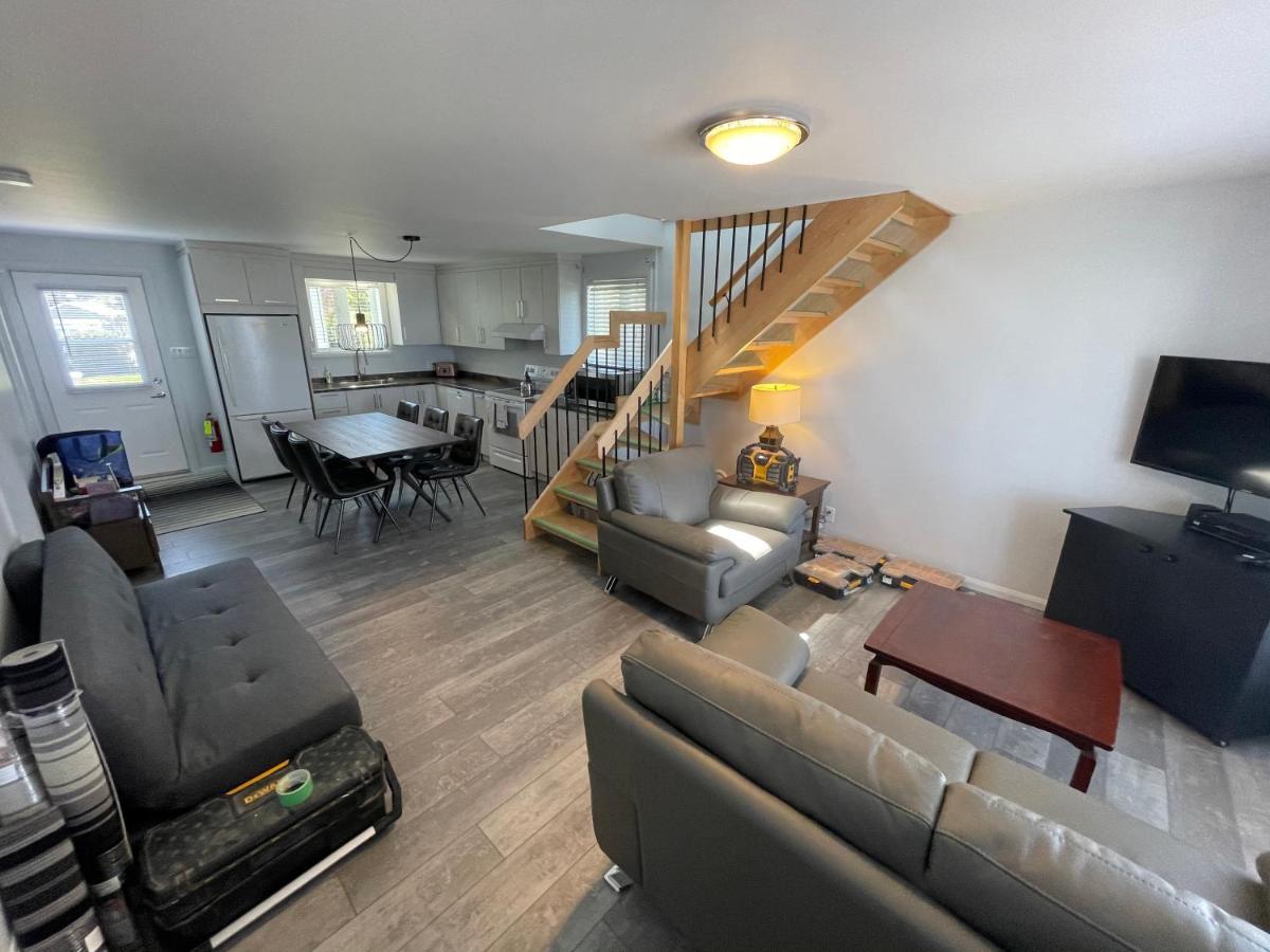 Maison sur le lac Desbiens Extérieur photo