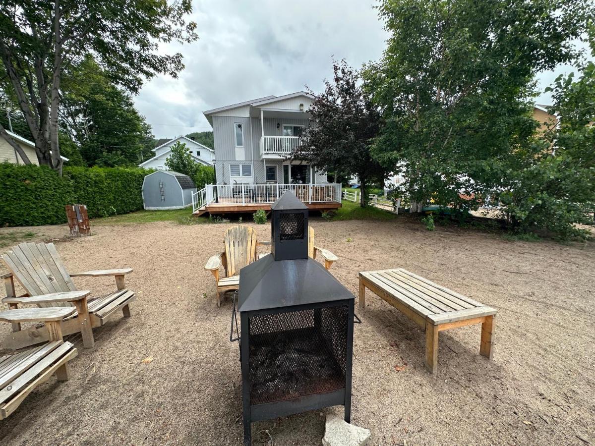 Maison sur le lac Desbiens Extérieur photo